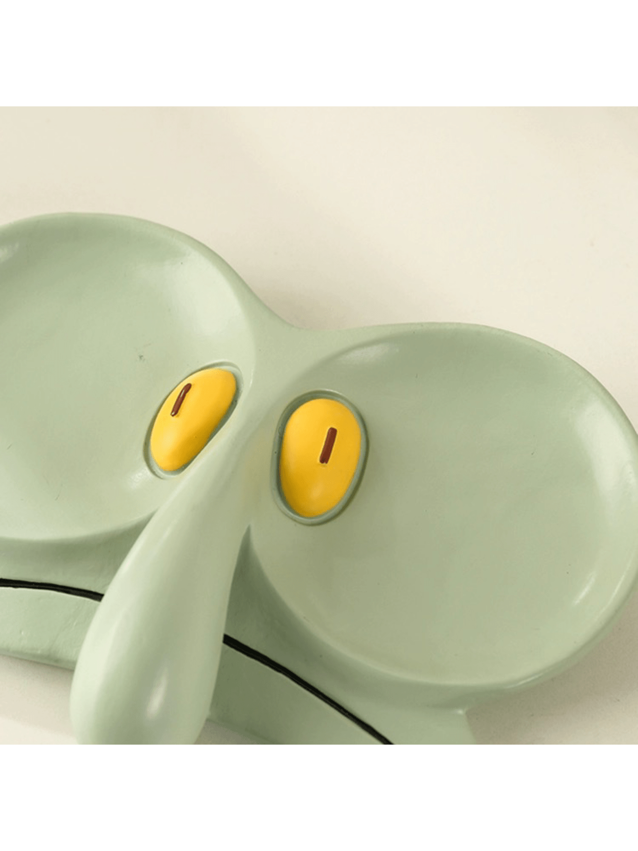 Glasses Jewelry Organizer Tray: - Cartoon Stylish for Accessories and Eyewear!